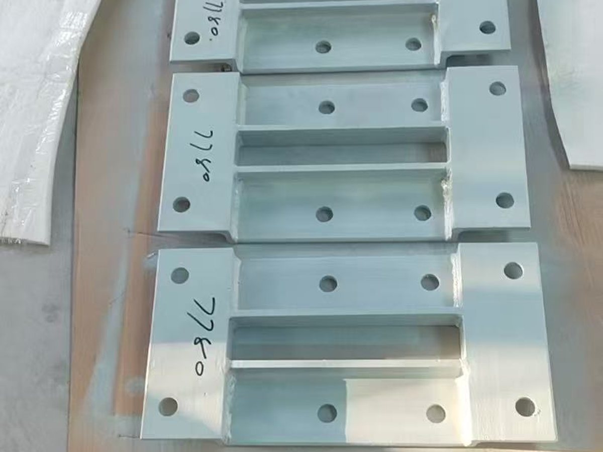 安装支架连接件